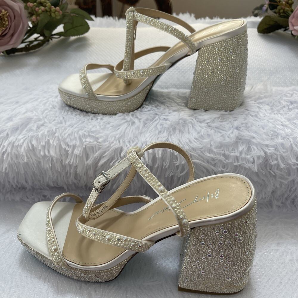Betsey Johnson SB-Denni 8M Beige Rhinestone Block Heel Ankle Strap Sandals Women - Picture 3 of 9